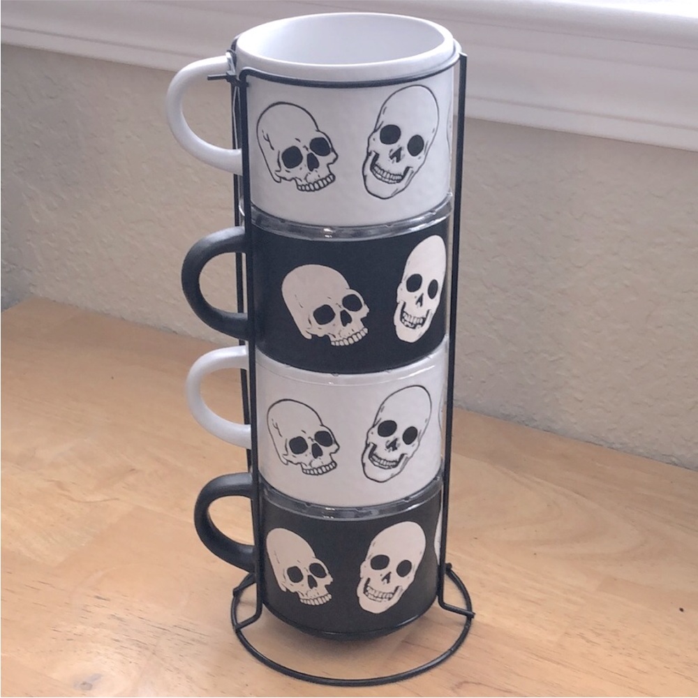 Skulls stacking mugs embossed black and white New